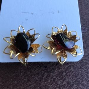 Clip earrings
